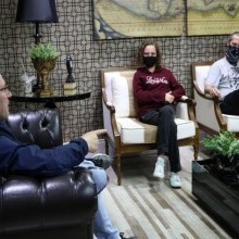 Professor Ed afirma que seu Plano de Governo contempla o programa de bolsas de estudo municipal